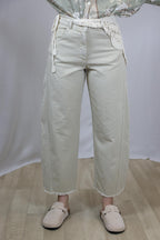 Pantalone cropped con bandana ricamata