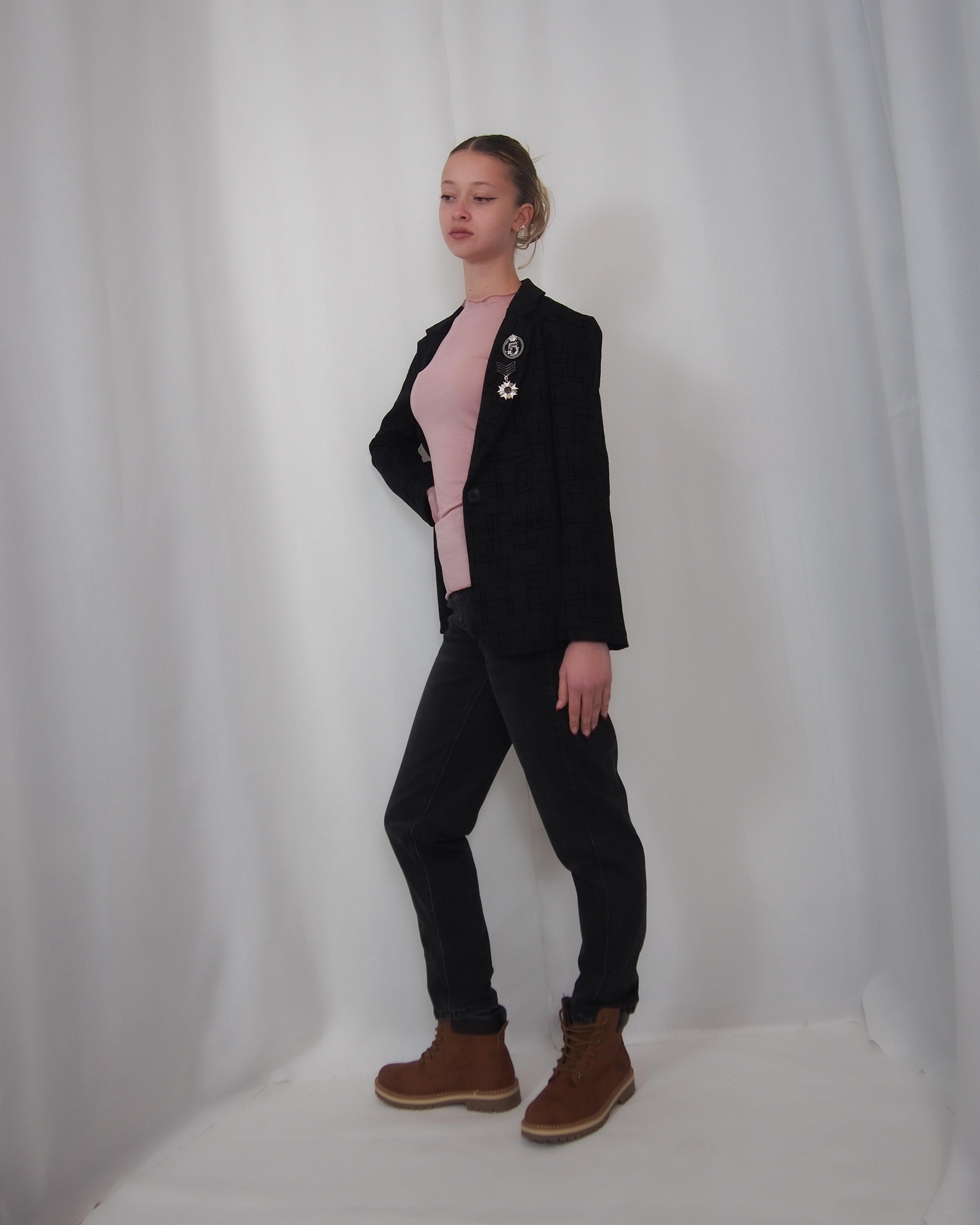 TAILLEUR  "BLACK STRUCTURE"