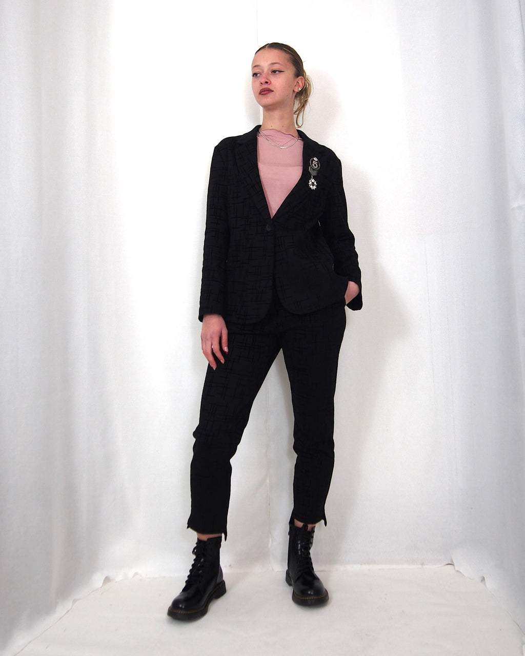 BLAZER ELEGANTE TESSUTO JACQUARD NERO.TAILLEUR COMPLETO "BLACK STRUCTURE"