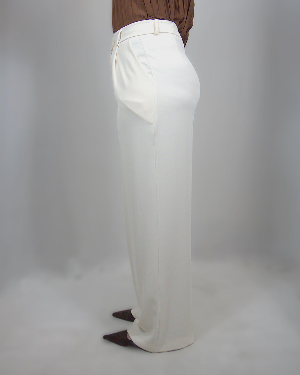 Pantaloni in tessuto fluido bianco panna