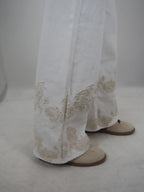 Jeans Bianco con  Ricamo Fiore
